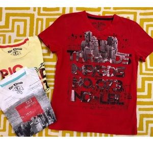 VGUC, V Neck and Standard Crew Lot of 3 Shirts